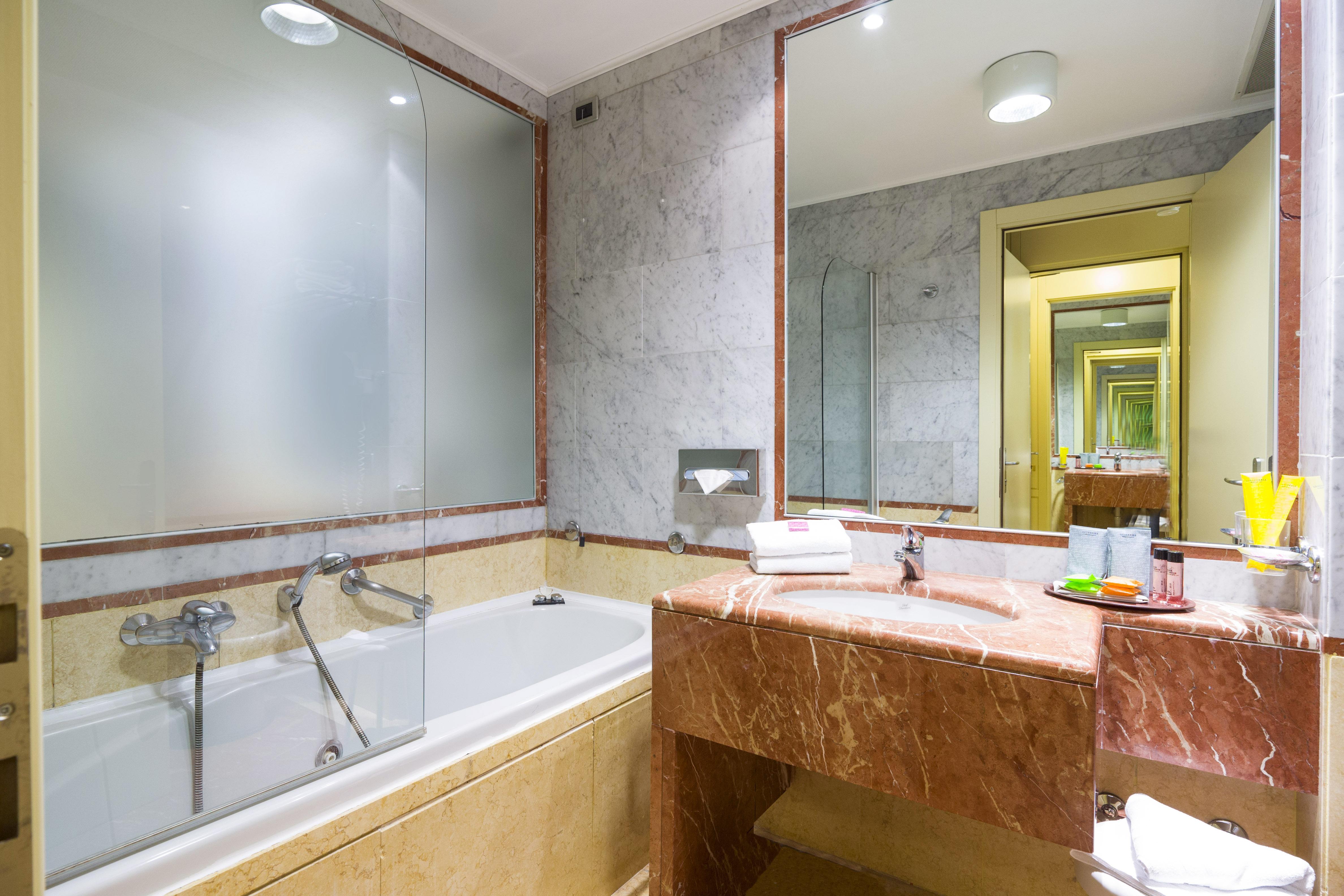 Hotel Carrobbio Milan Bagian luar foto