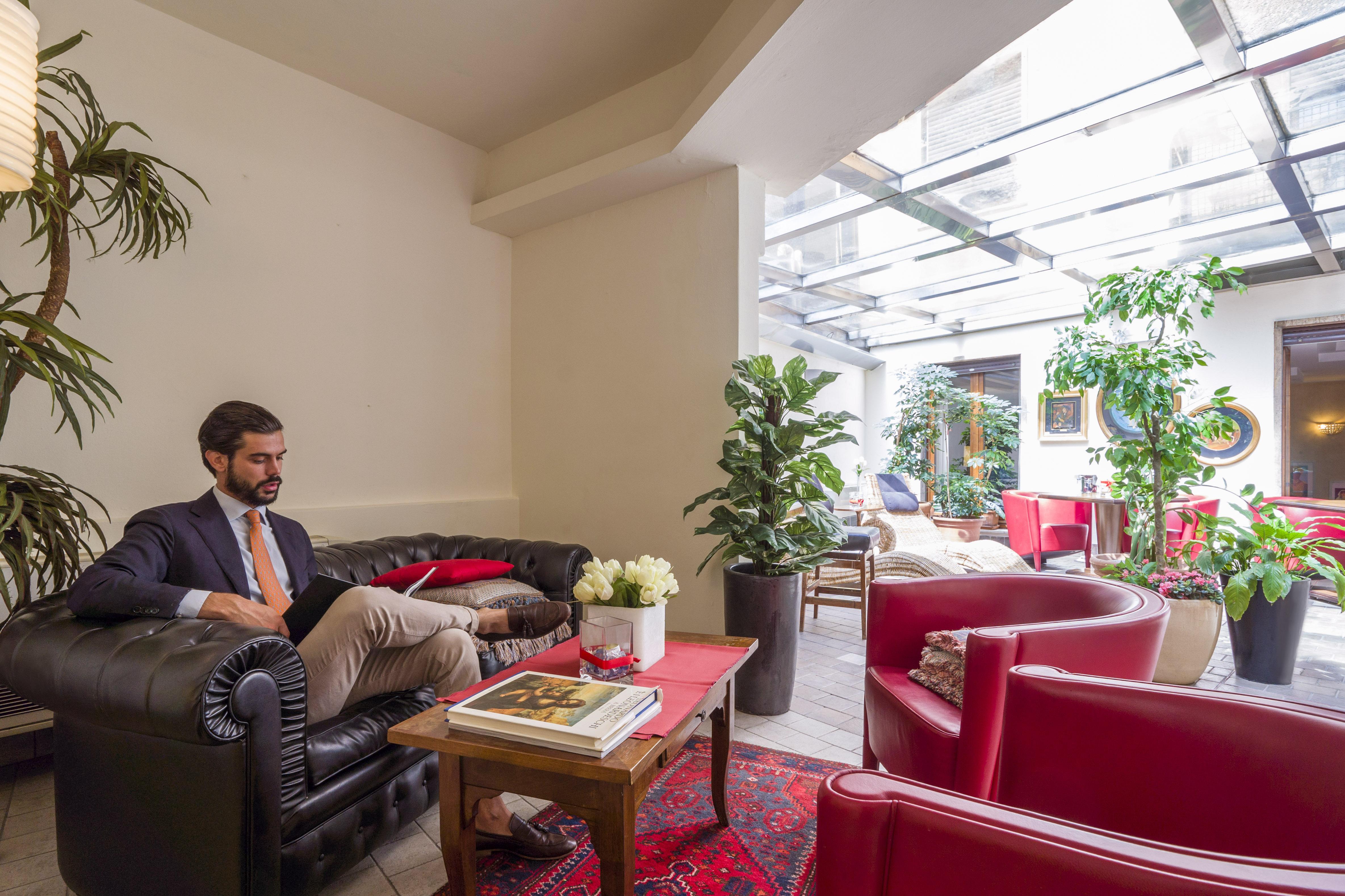 Hotel Carrobbio Milan Bagian luar foto