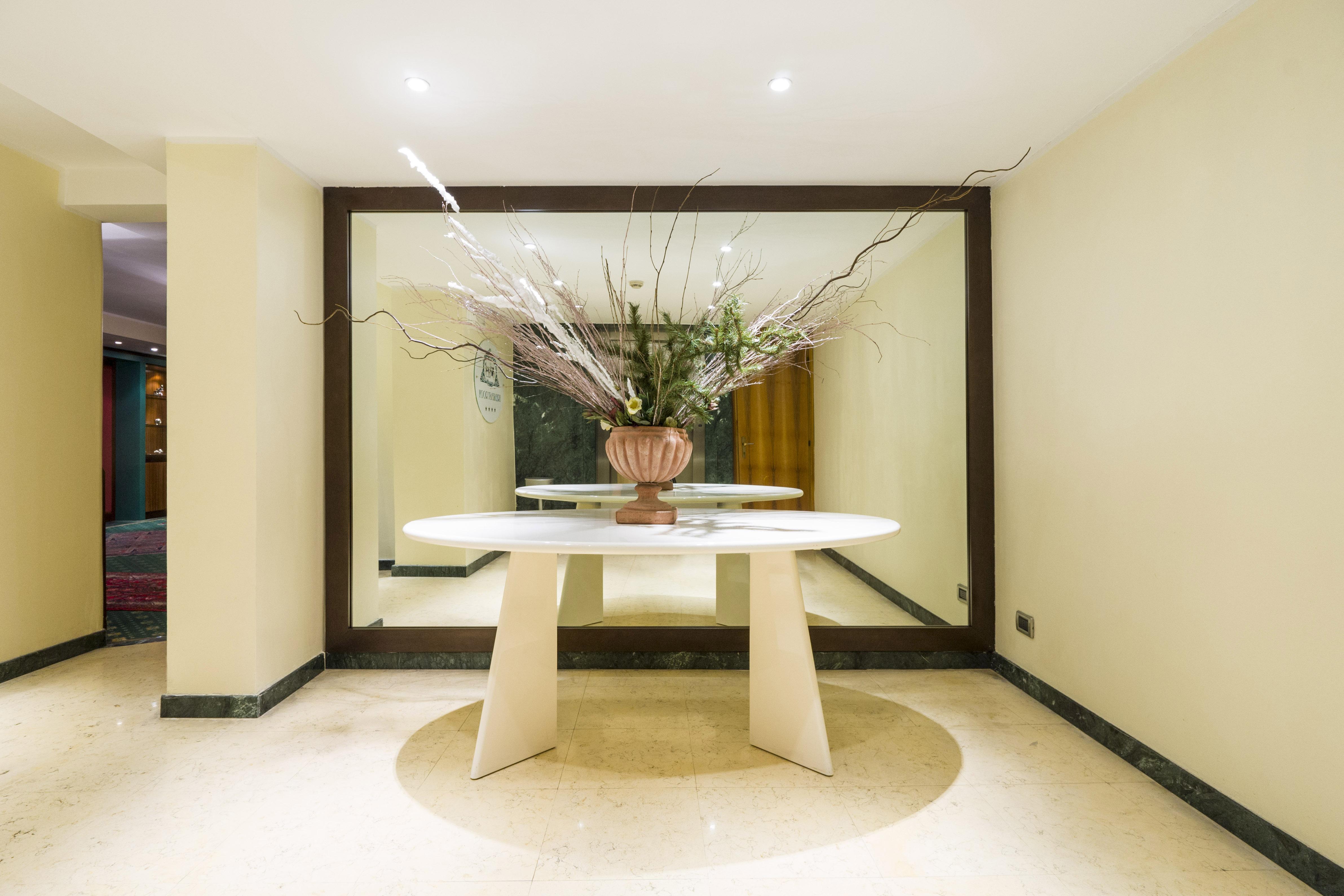 Hotel Carrobbio Milan Bagian luar foto