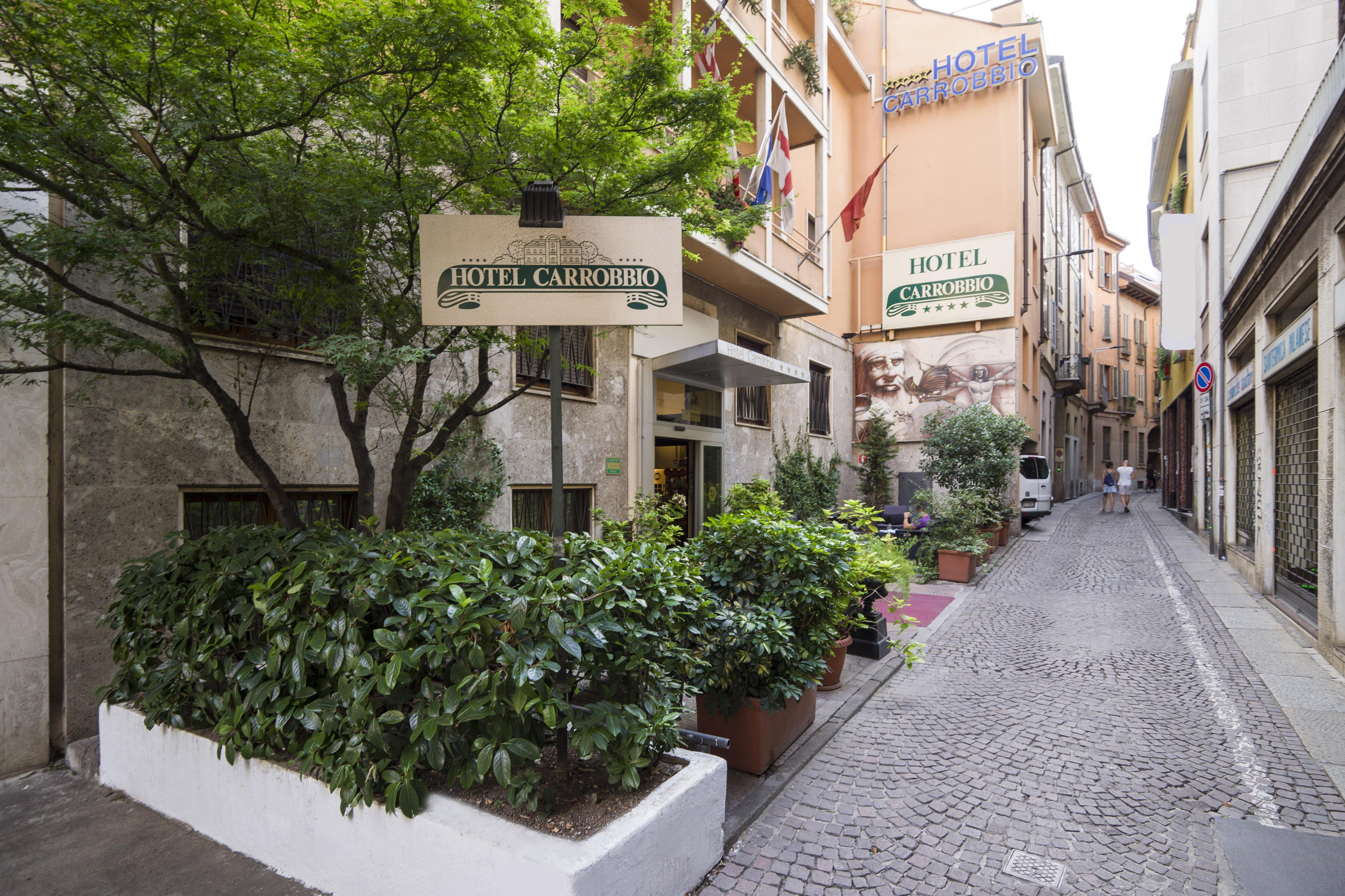 Hotel Carrobbio Milan Bagian luar foto